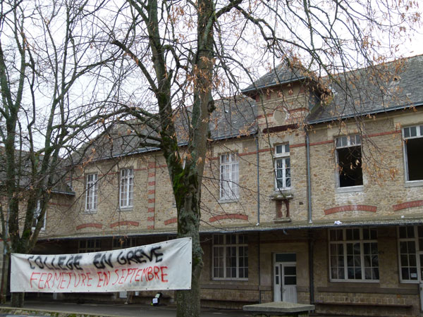 Le collège situé en centre-ville aurait dû déménager à Escoublac.