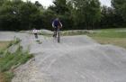 Une piste de bicross au Guezy