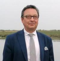 Non le maire de La Turballe ne soutient pas laction du président de la République