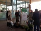 Les agents du patrimoine arboré vous attendent au marché central pour vous conseiller dans votre choix et sur la manière de planter votre arbre